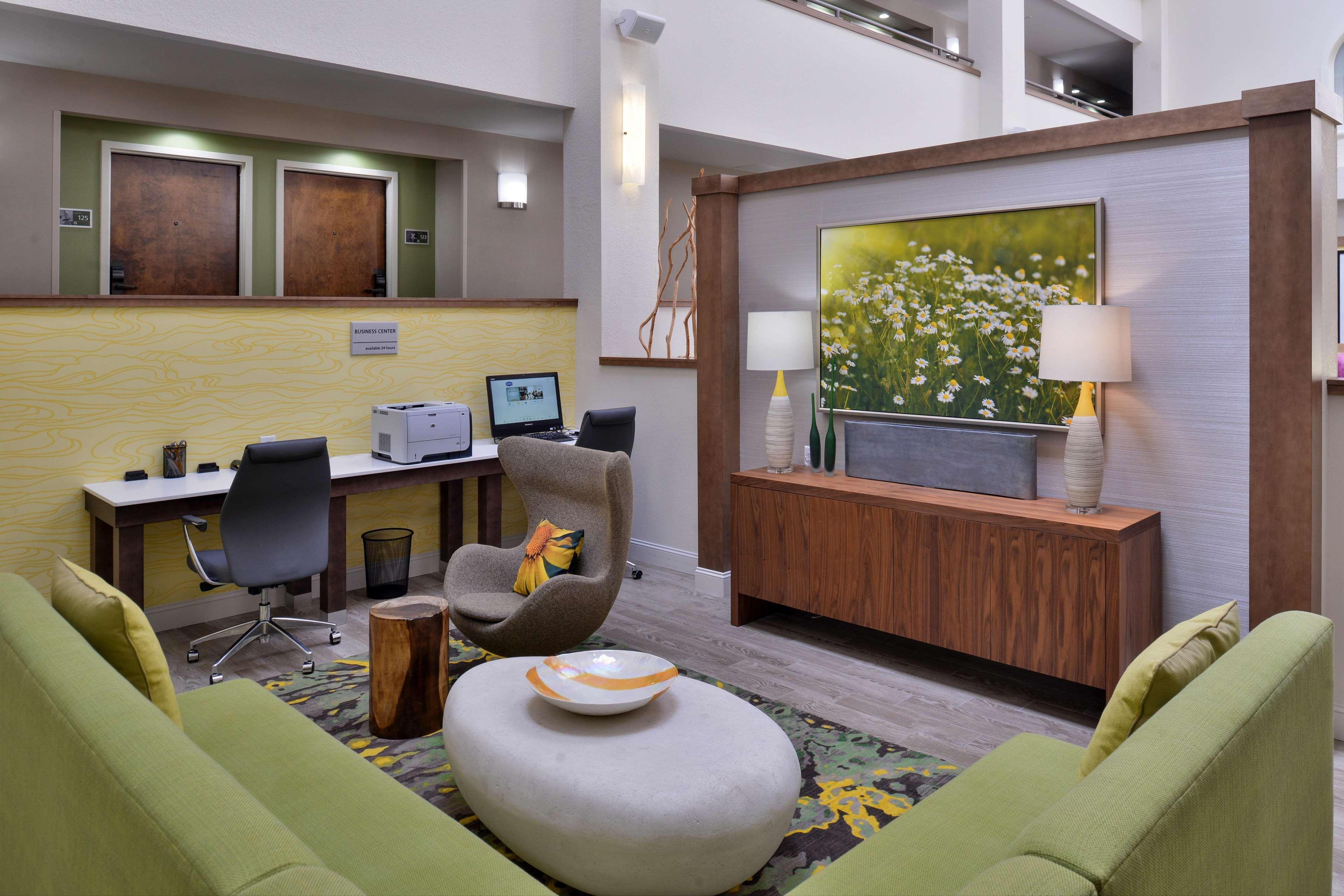 Hampton Inn Картърсвил Екстериор снимка