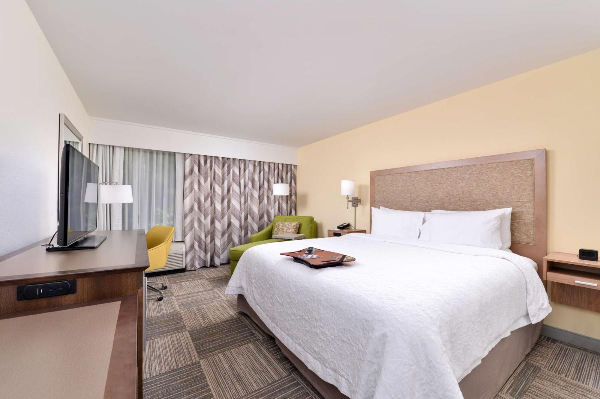Hampton Inn Картърсвил Екстериор снимка