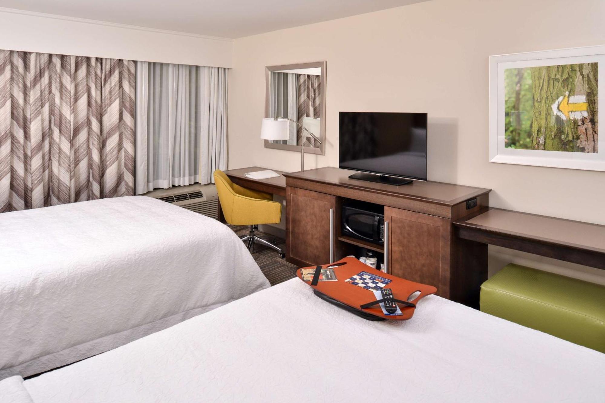 Hampton Inn Картърсвил Екстериор снимка