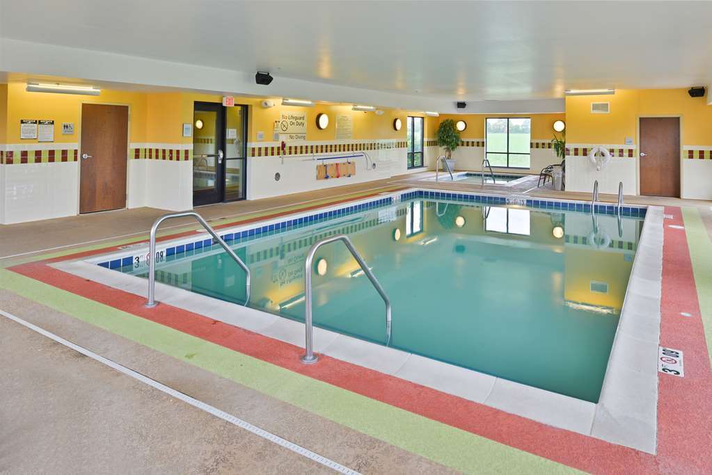 Hampton Inn Картърсвил Съоръжения снимка