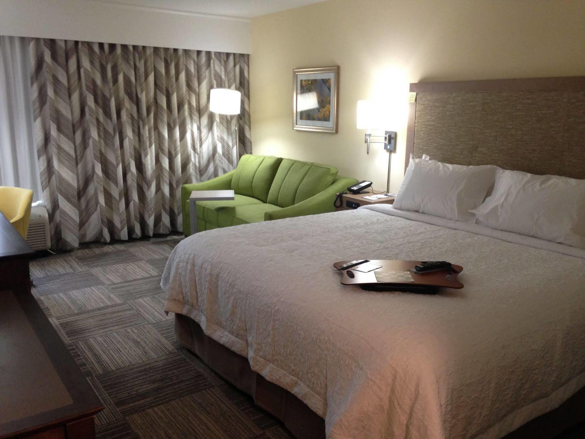 Hampton Inn Картърсвил Екстериор снимка