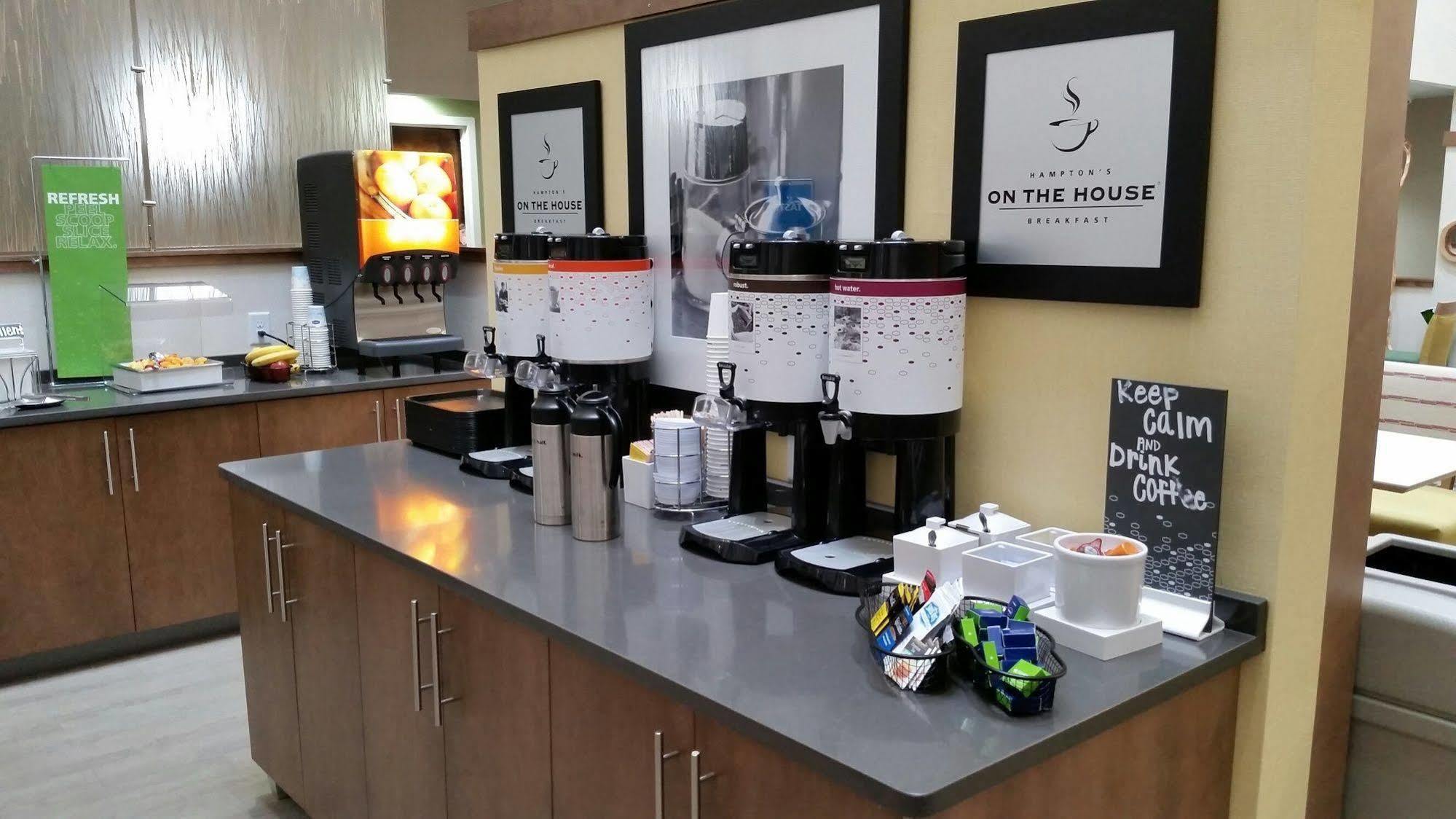 Hampton Inn Картърсвил Екстериор снимка